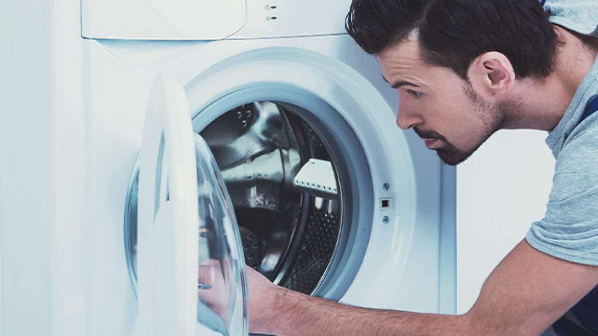 جمع شدن آب در ماشین لباسشویی